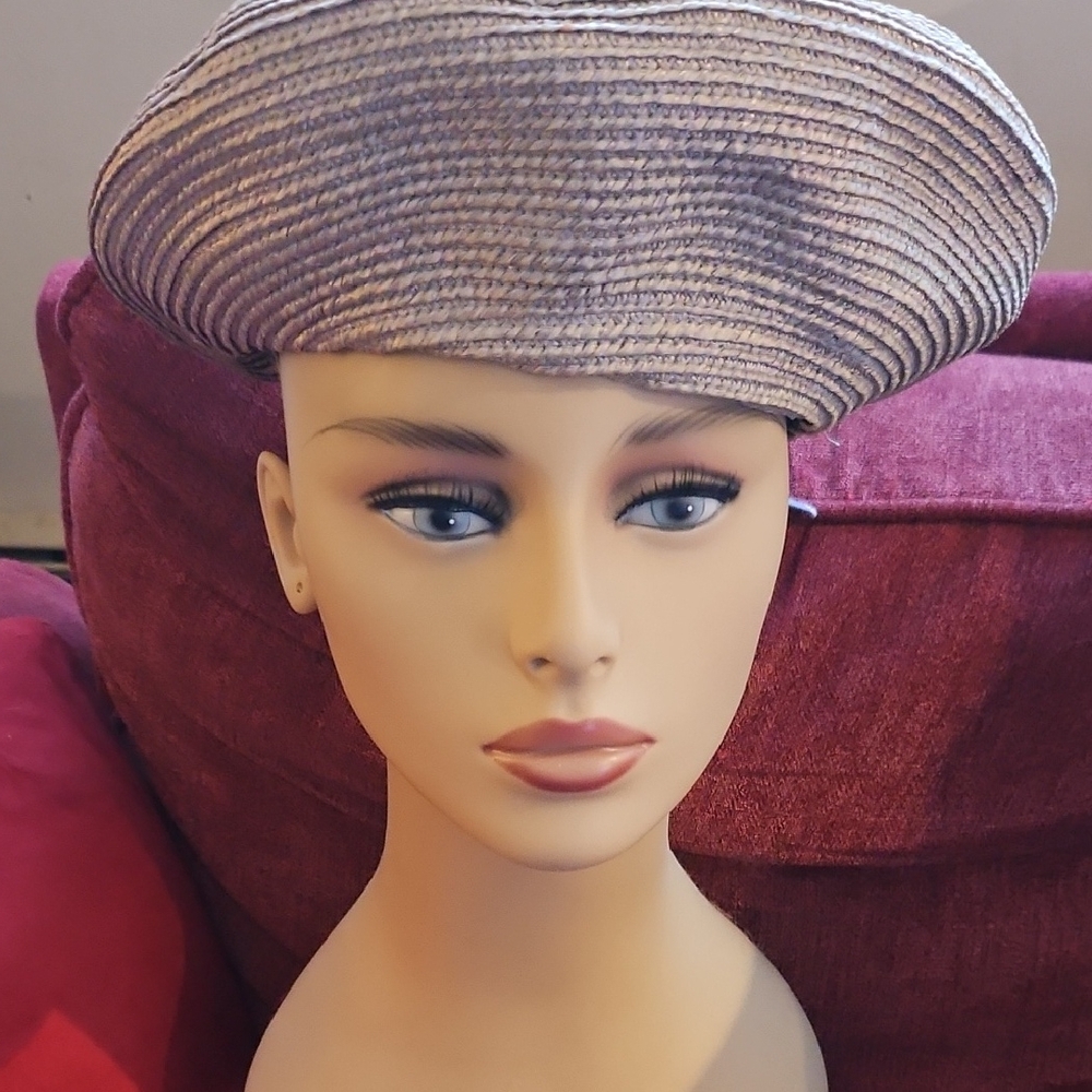 Vintage Silver/Gray/Navy & White Women's Beret